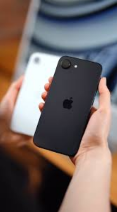 iPhone 16e